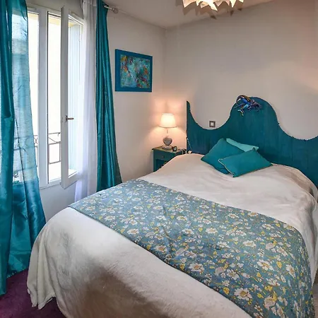 Apartment In Lisle-sur-la-sorgue With Wifi